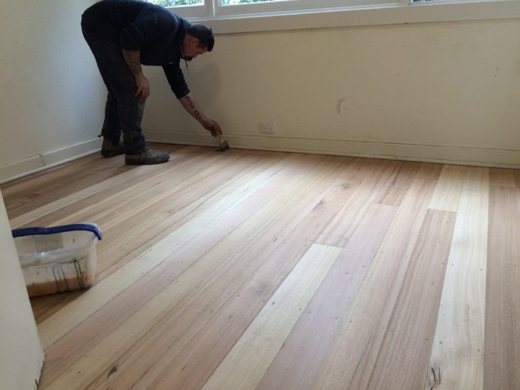 Finishing timber floor