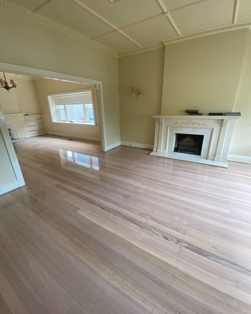 Beautifujl floorboards